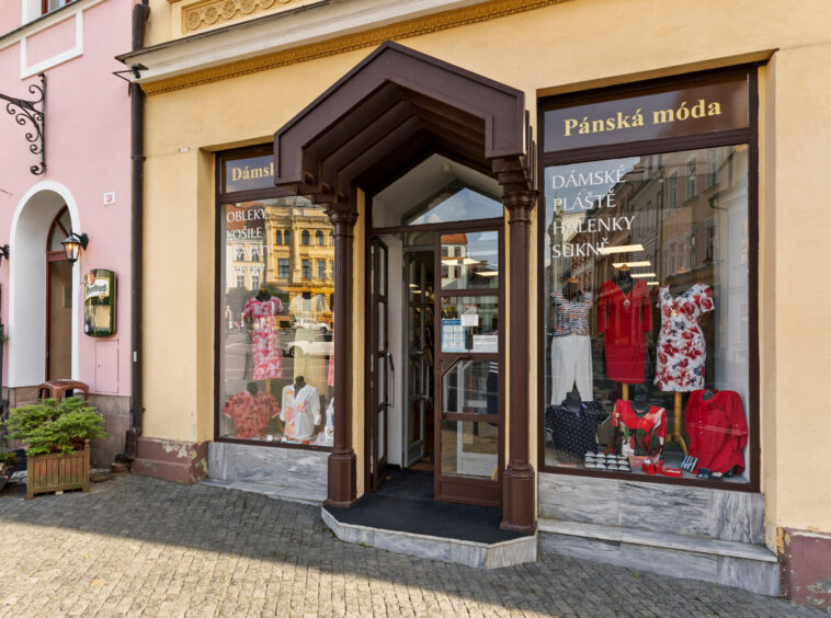 Lukáš-Nágl-ukázka-realizované-zakázky-Prodej-komerčních-prostor-náměstí-T.G.M.-Česká Lípa-02